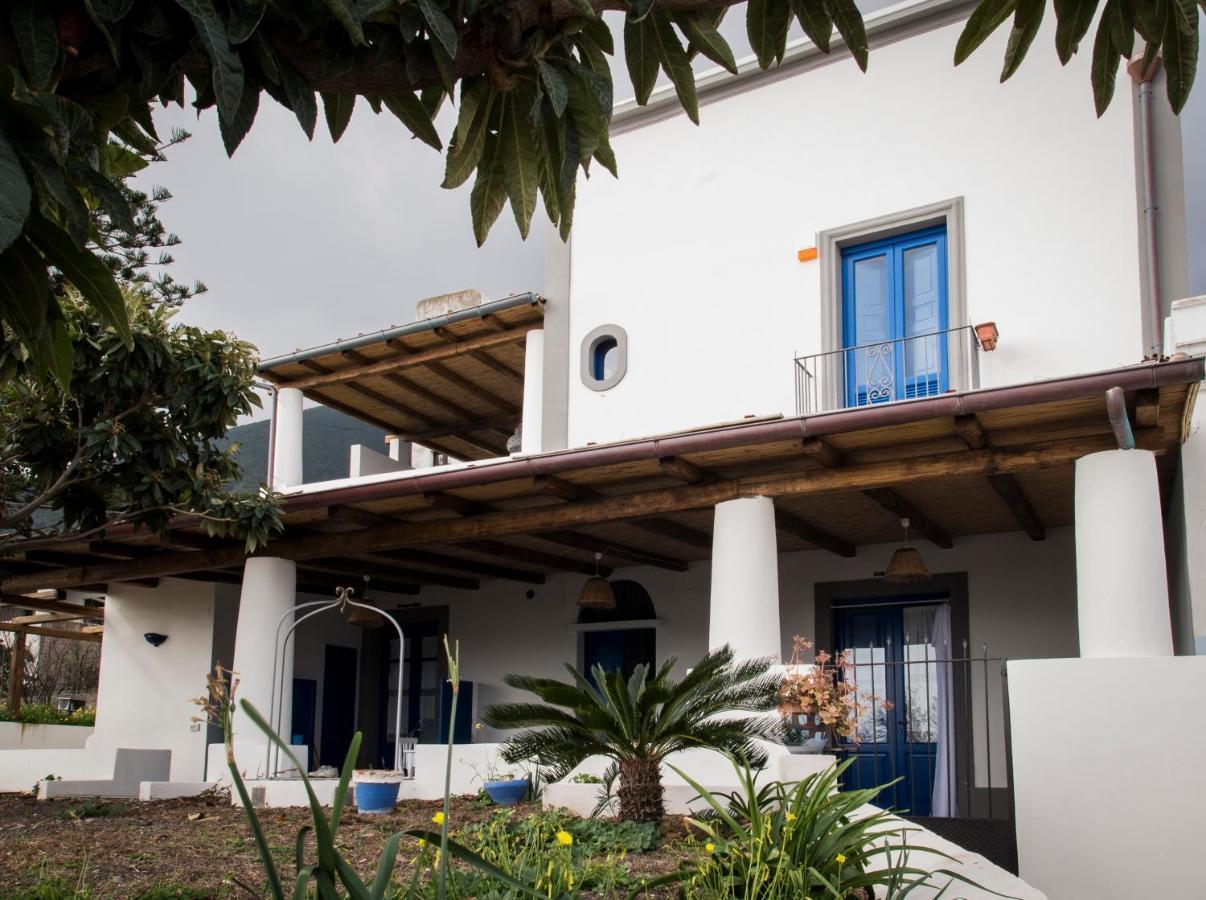 סנטה מרינה סלינה Villa Insolia מראה חיצוני תמונה