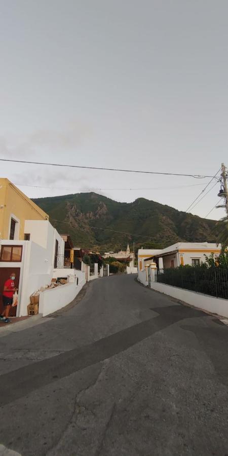 סנטה מרינה סלינה Villa Insolia מראה חיצוני תמונה